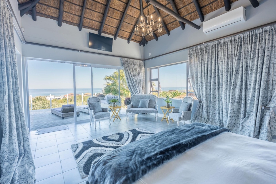 4 Bedroom Property for Sale in Cannon Rocks Eastern Cape